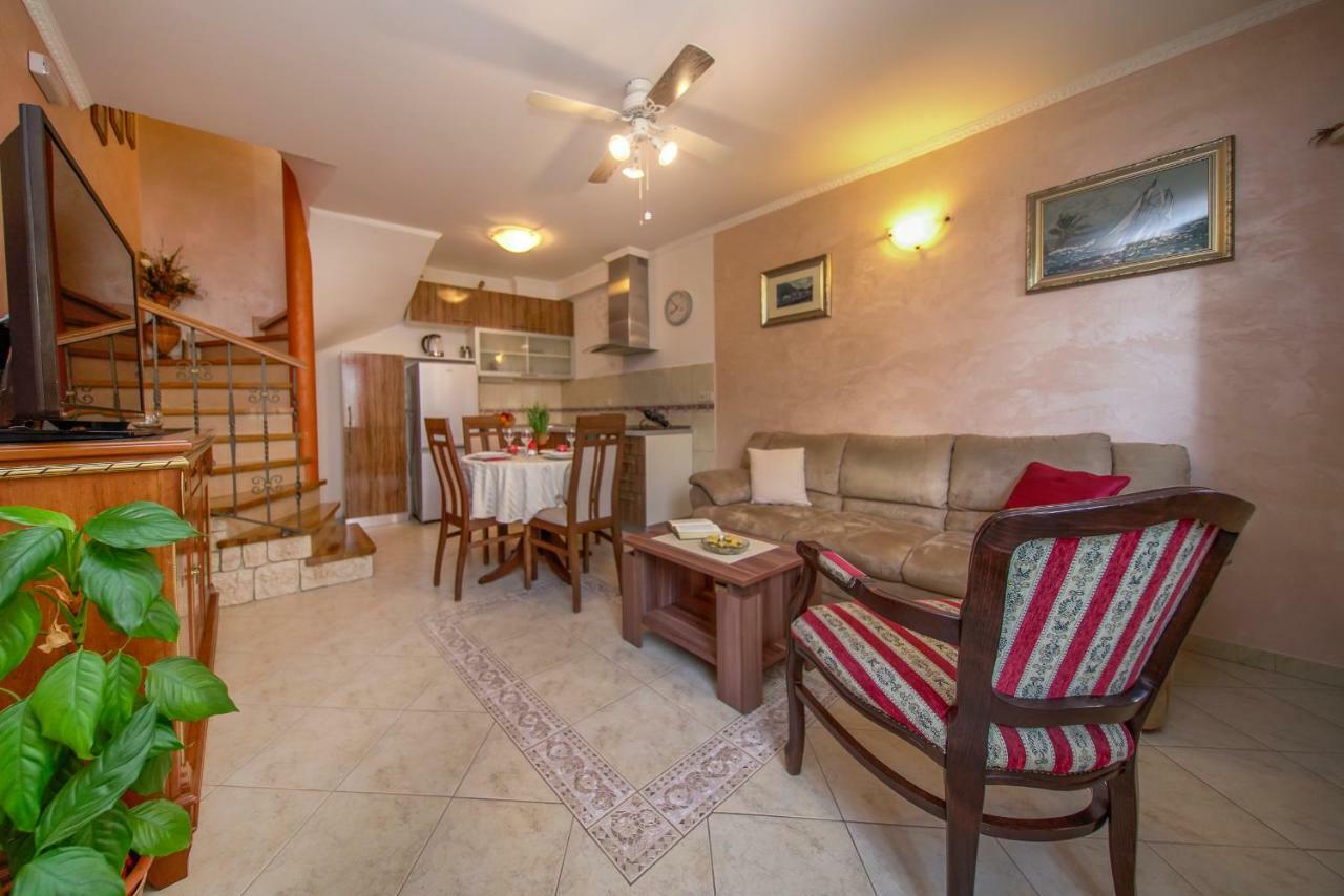 Apartment Stara Kuca مالي ستون المظهر الخارجي الصورة
